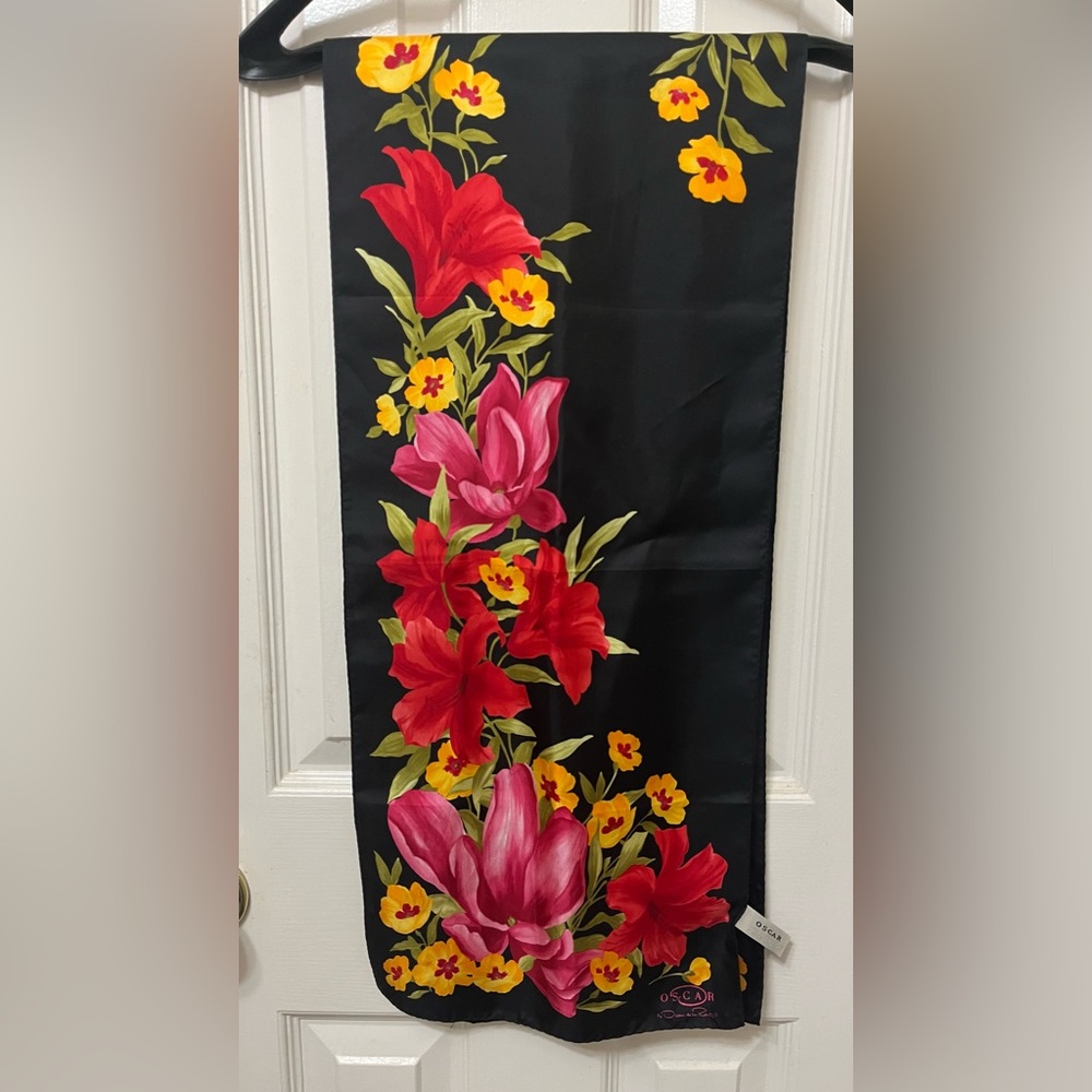 OSCAR by Oscar de la Renta Floral Silk Scarf
